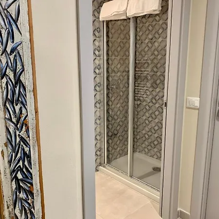L'emporio Guest house 4*