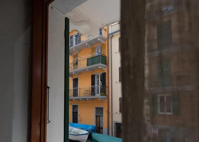 L'emporio 4*